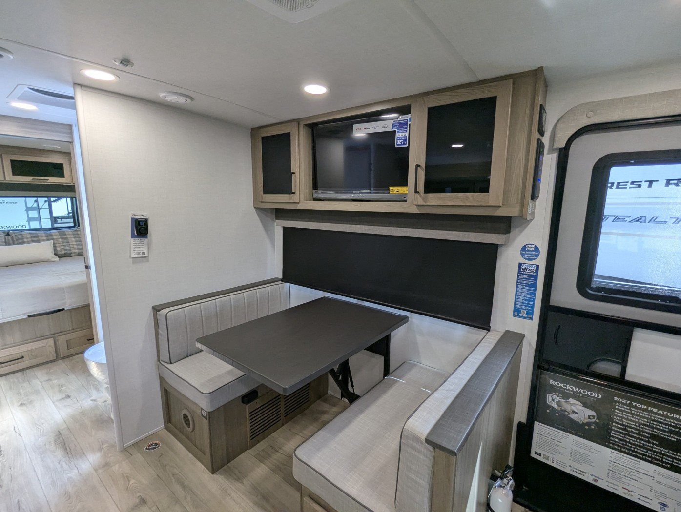 2027 Forest River Rockwood Mini Lite 2515S - Image 27