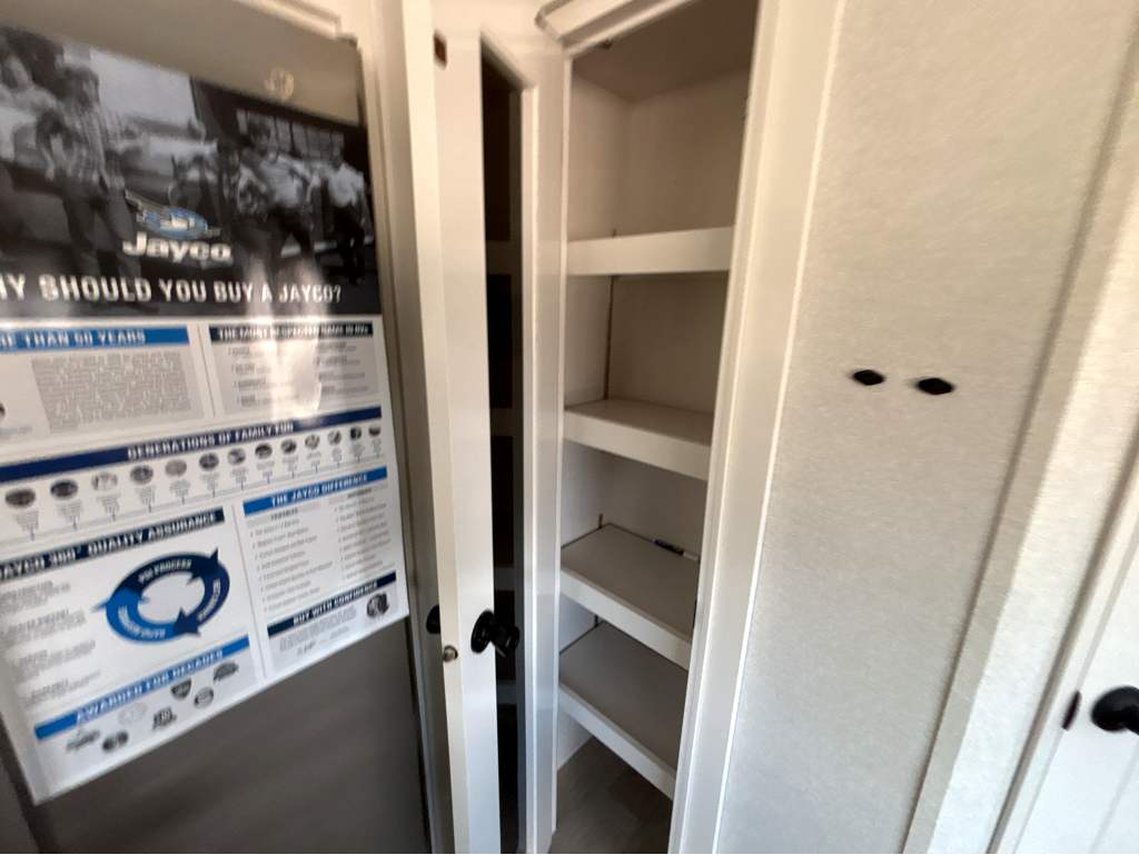 2026 JAYCO PINNACLE 36FBTS - Image 19