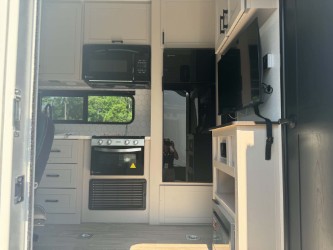 2027 JAYCO SEISMIC 214 - Image 11