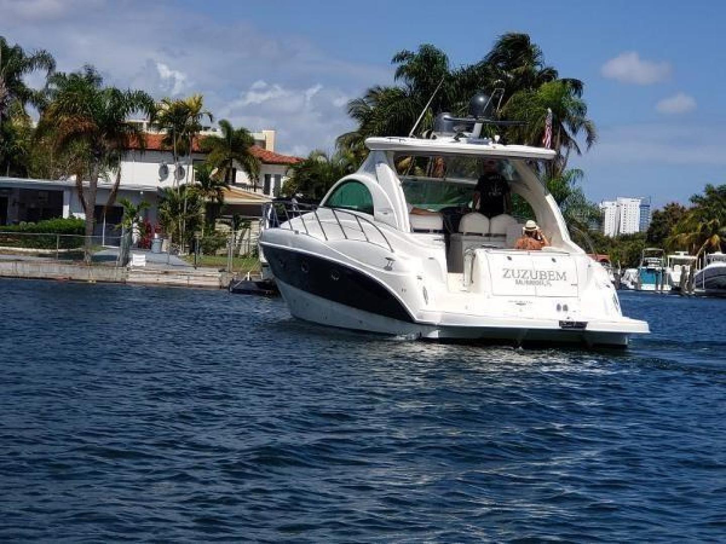2002 Maxum 4200 SCR - Image 2
