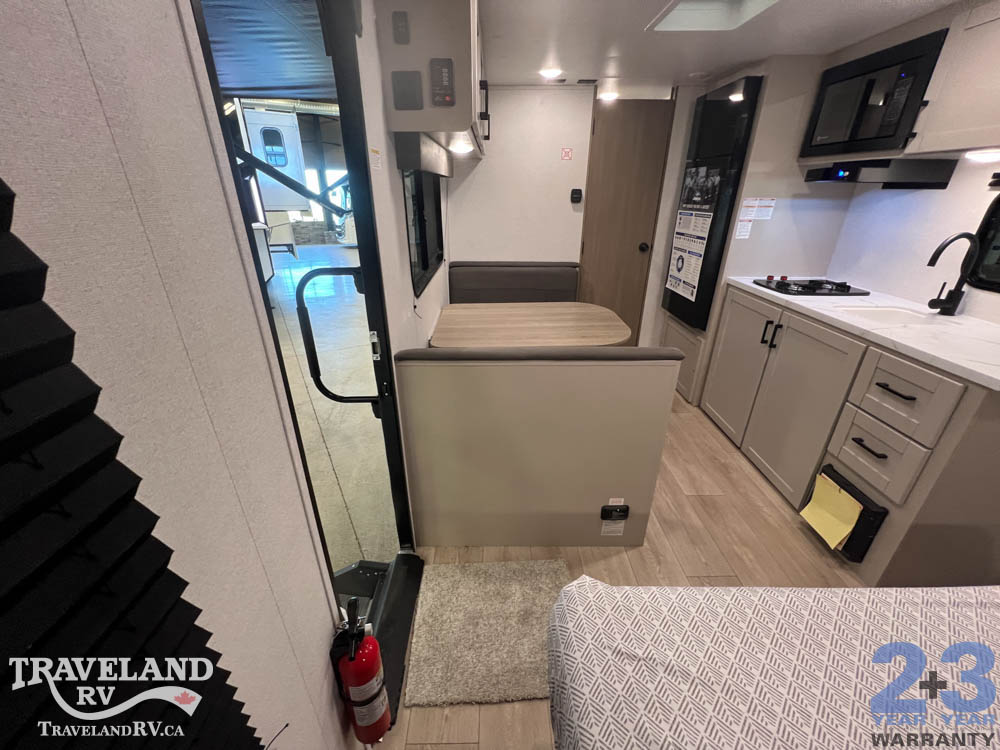 2027 Jayco Jay Flight SLX 175FQW - Image 11