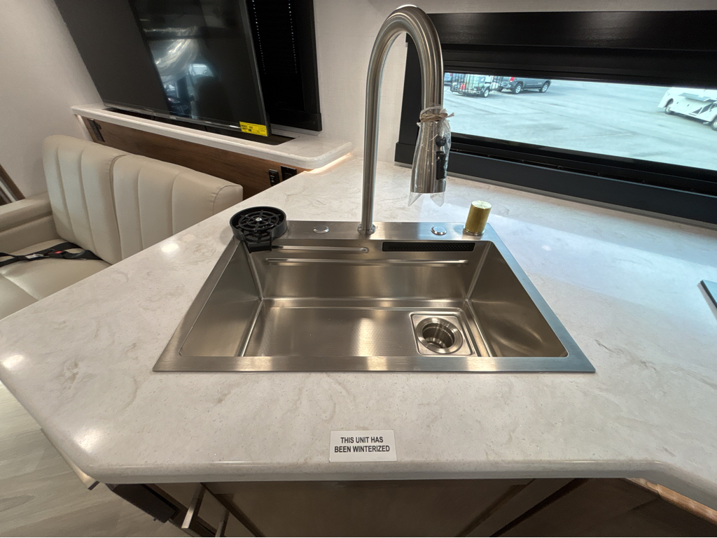 2026 JAYCO SENECA 37M - Image 16
