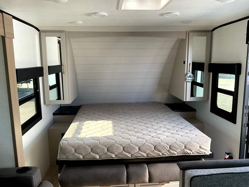 2027 JAYCO Jay Feather 21MML - Image 11
