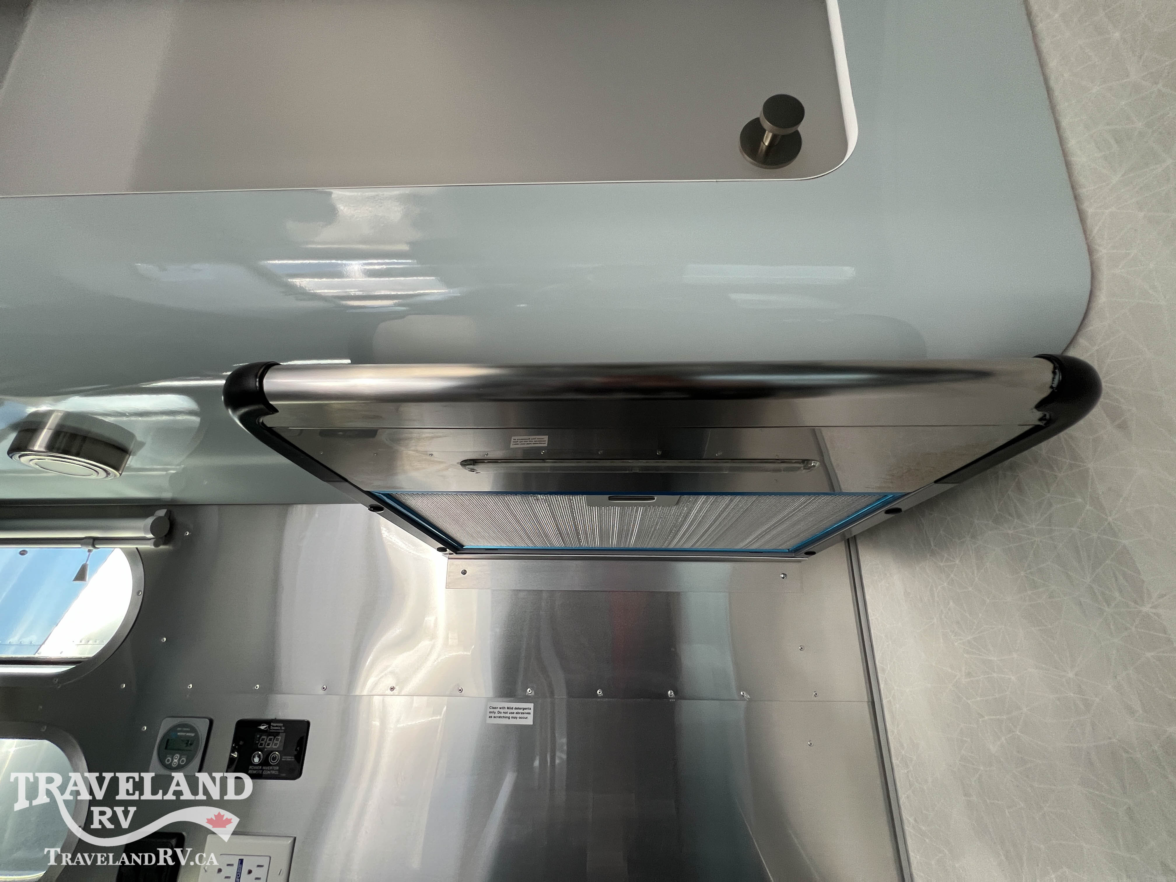 2023 AIRSTREAM 23FB INTERNATIONAL - Image 13