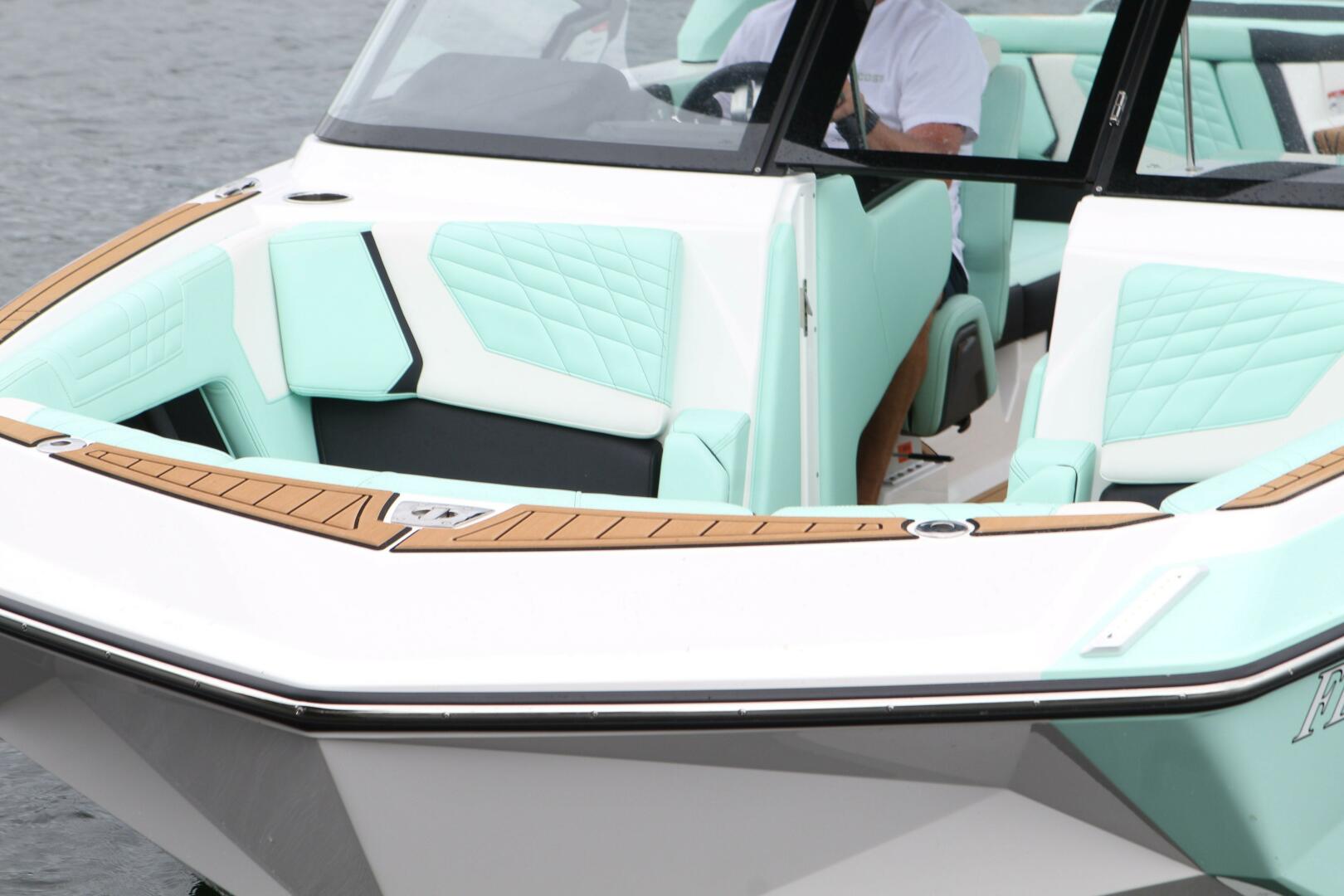 2024 Nautique Super Air Nautique G23 Coastal Edition Base - Image 18