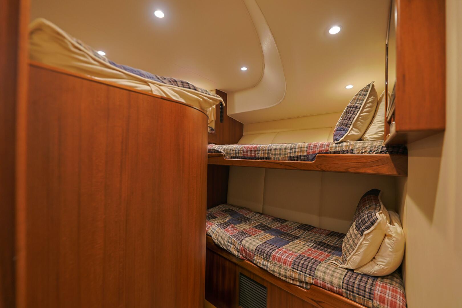 2014 Blackwell 62 Convertible - Image 14