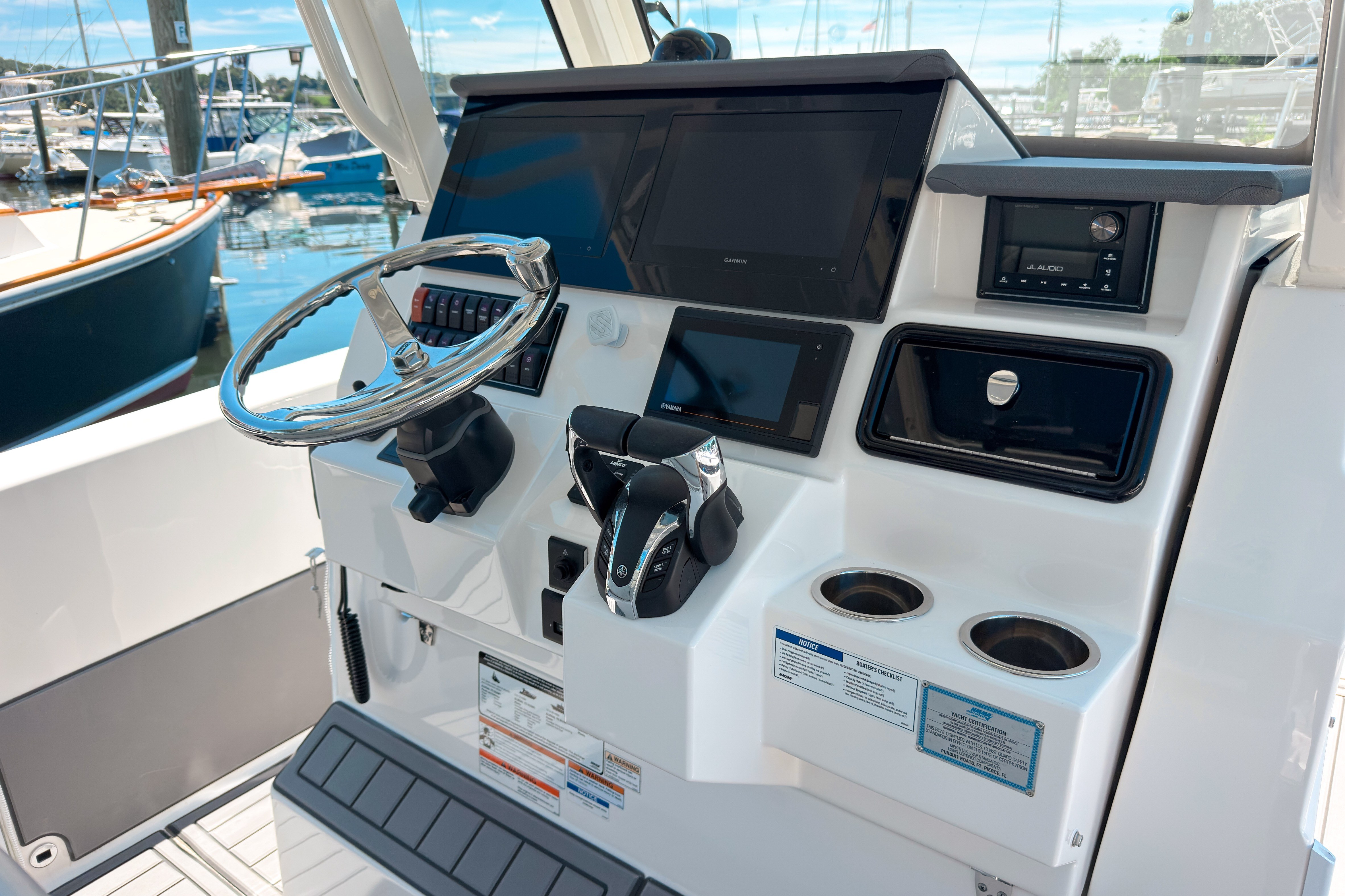2022 PURSUIT S 288 Sport Base - Image 10