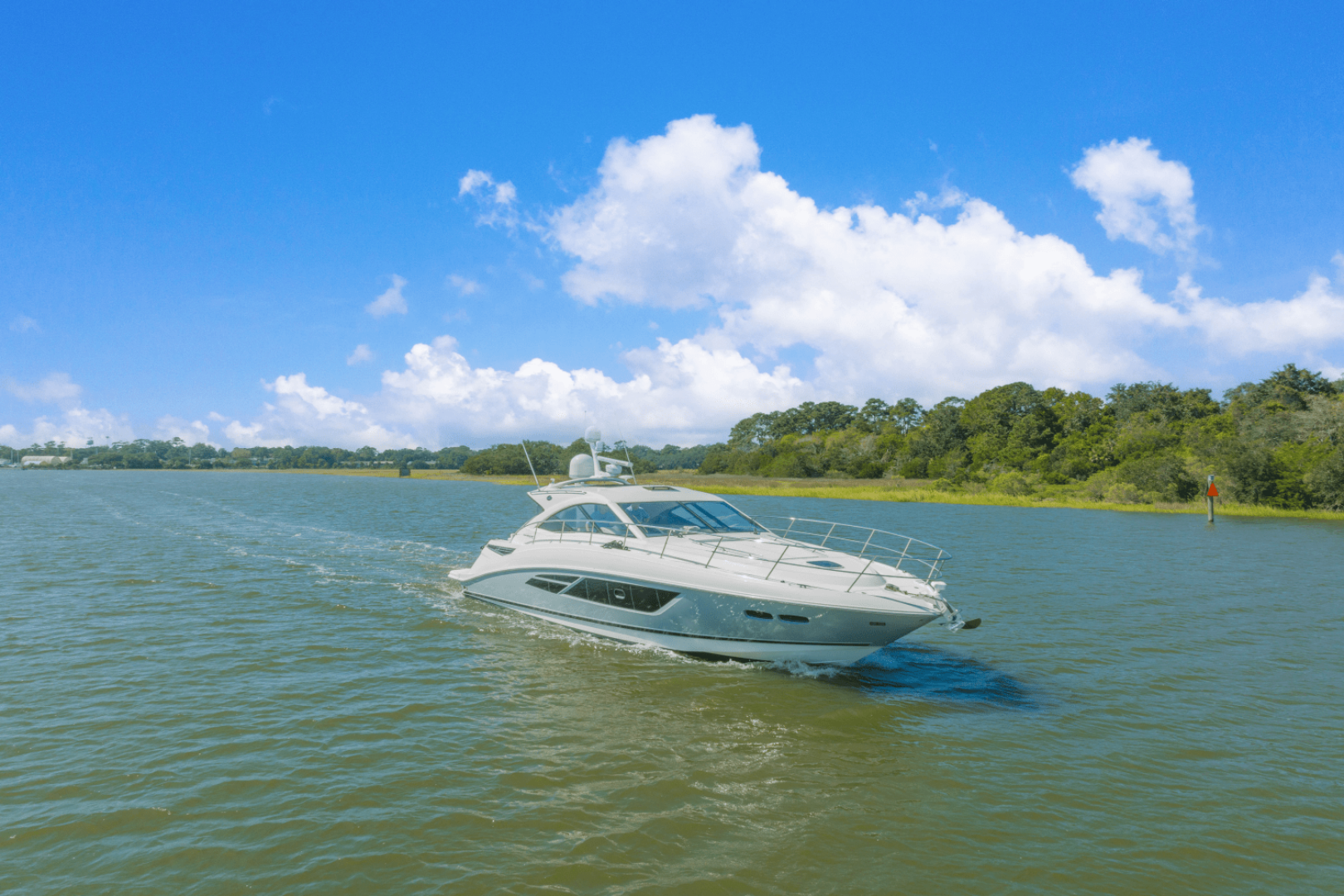 2013 Sea Ray 510 SUNDANCER - Image 3