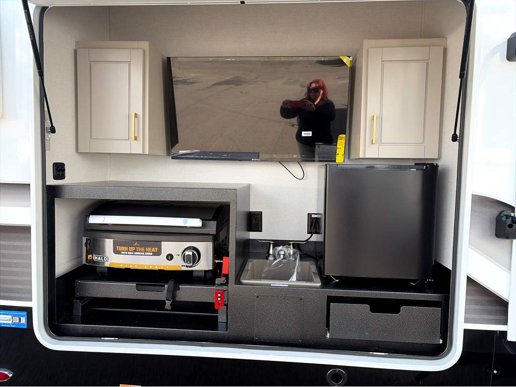 2027 JAYCO NORTH POINT 391TBBH - Image 6