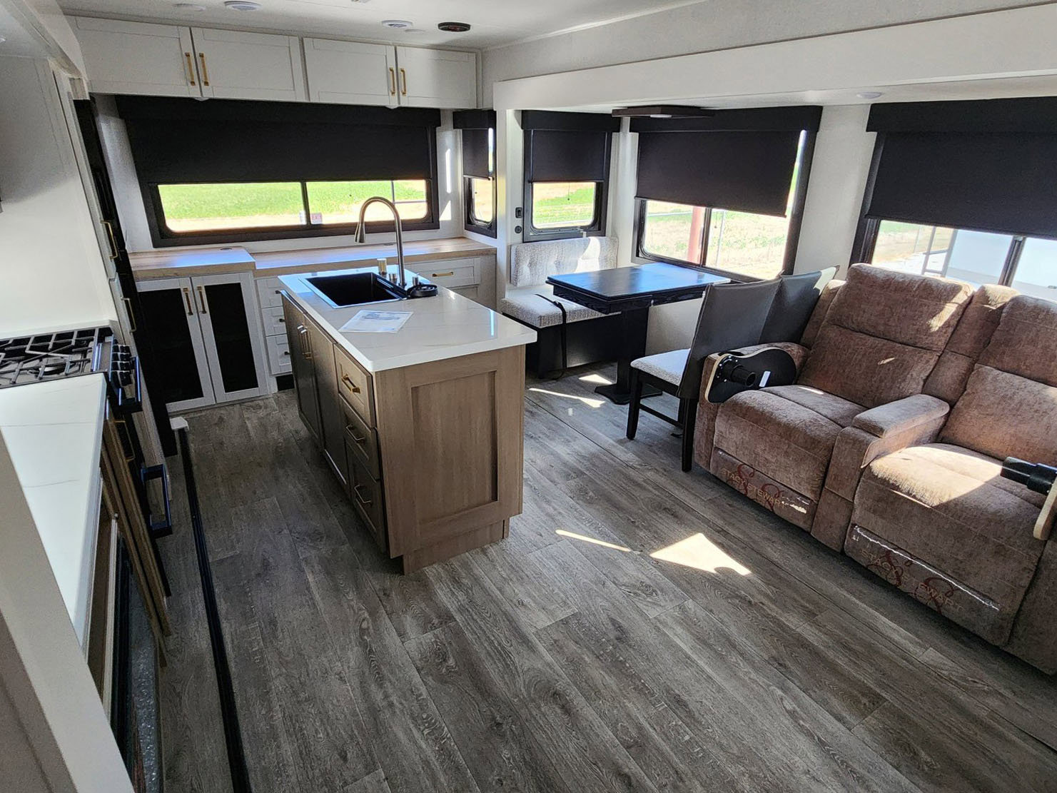 2026 JAYCO EAGLE HT 320MKTS - Image 5