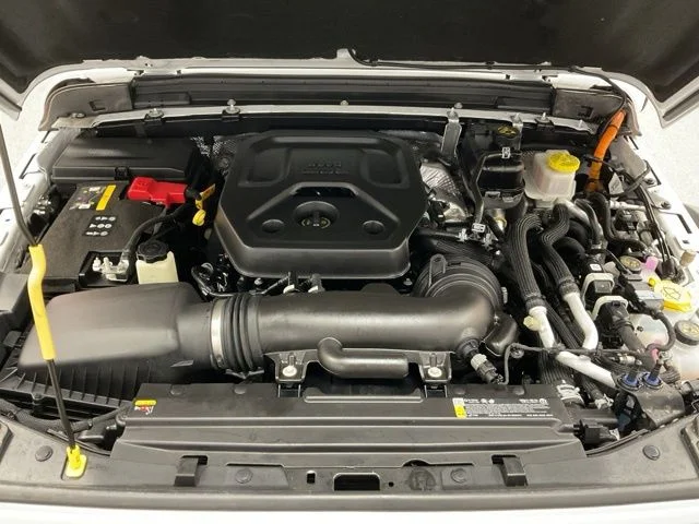 2025 Jeep Wrangler 4xe Rubicon 4x4 - Image 27