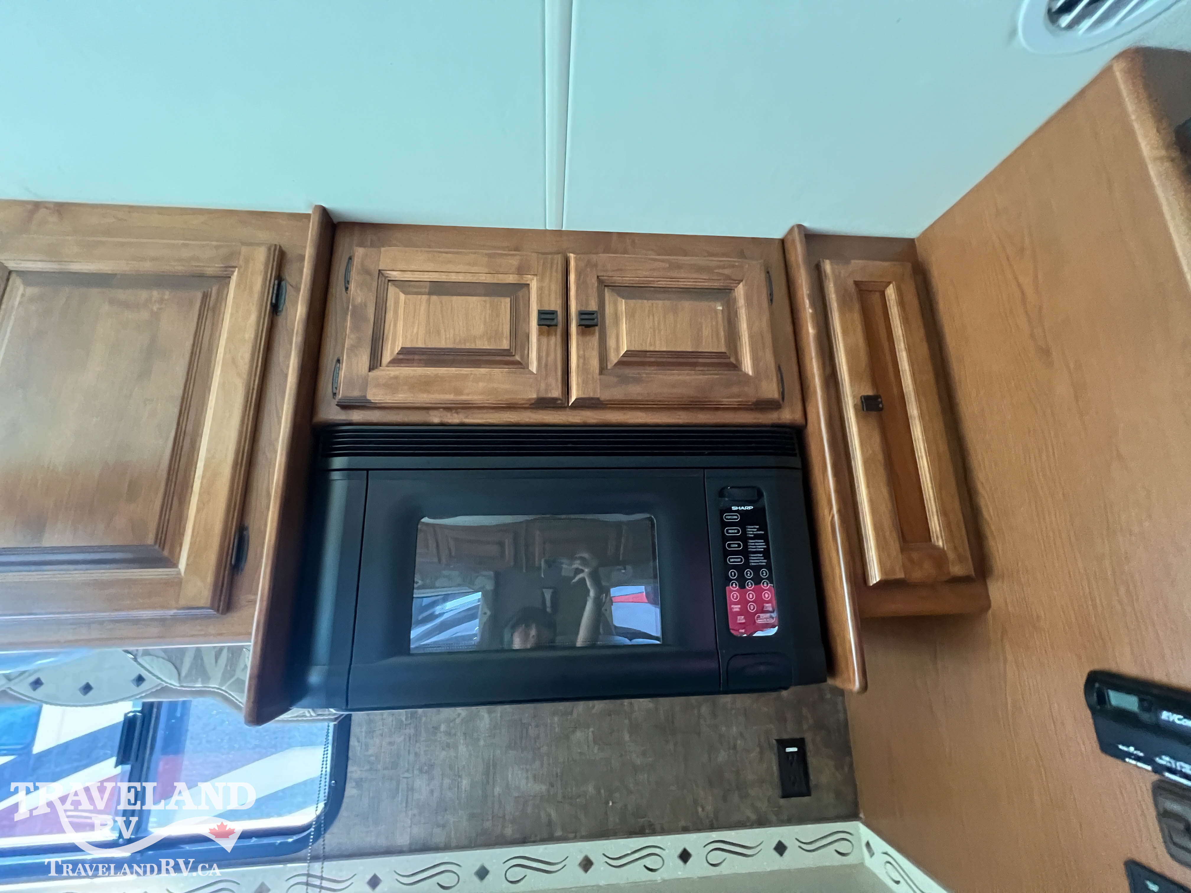 2012 Tiffin Allegro 36 LA - Image 22