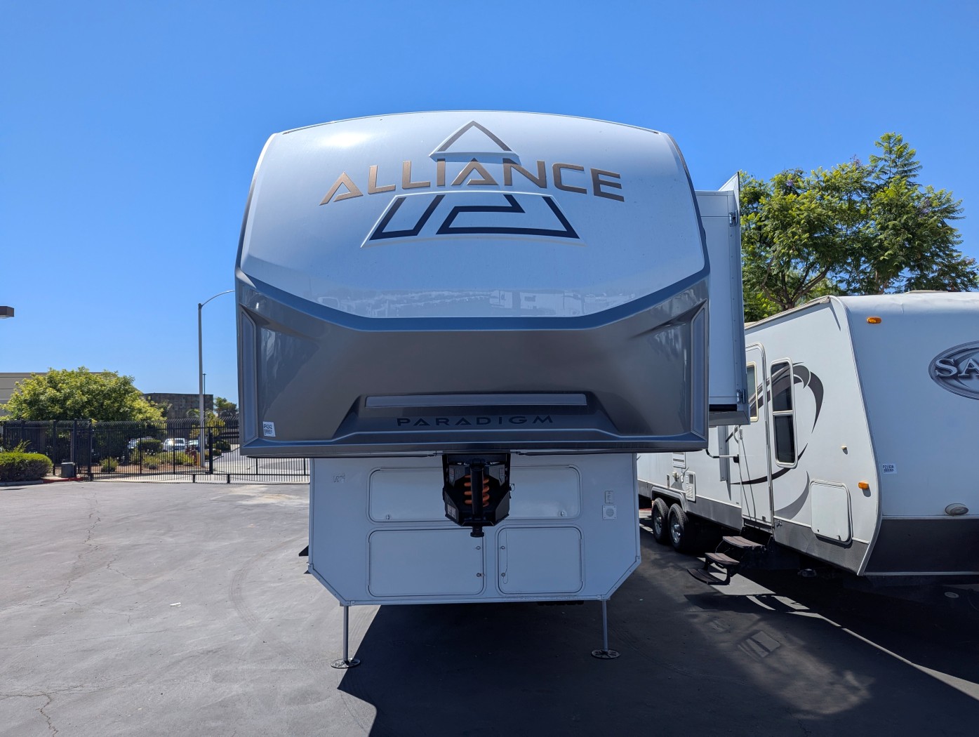 2026 Alliance RV Paradigm 340RL - Image 2