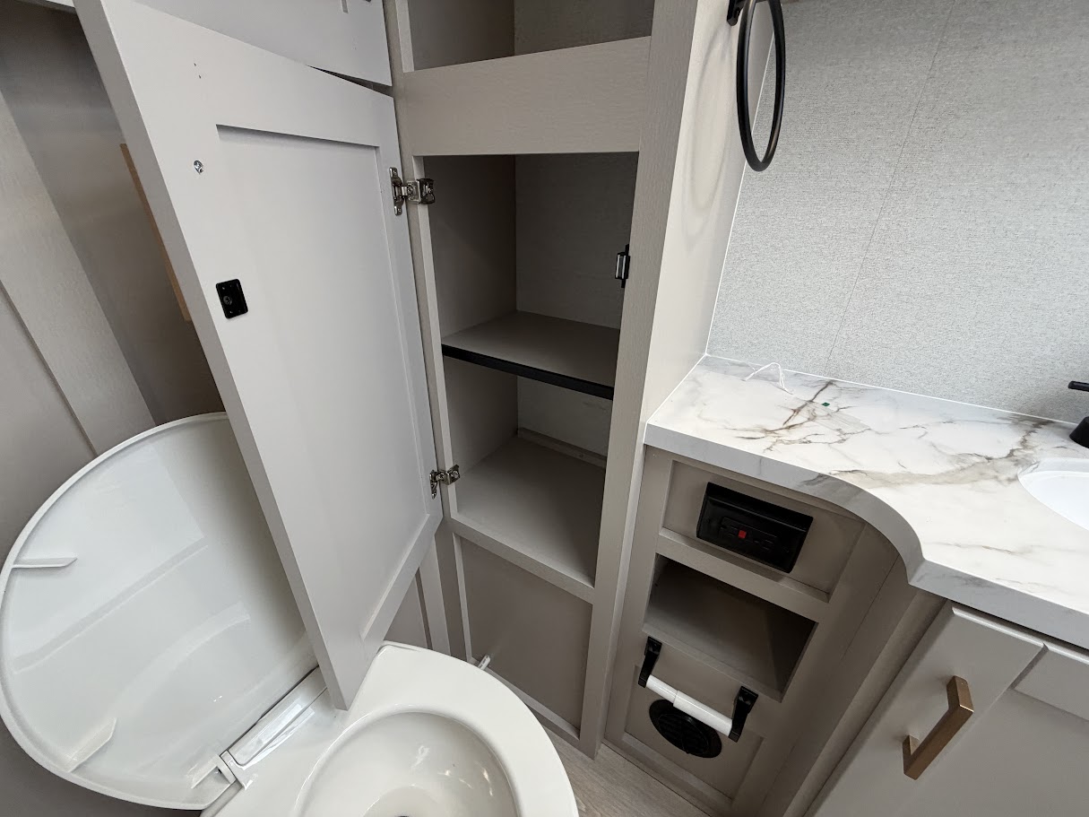 2027 JAYCO JAY FEATHER 21MML - Image 39