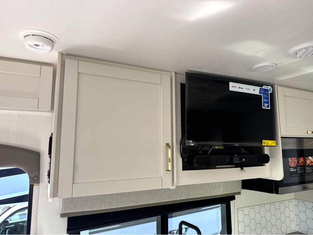 2027 ENTEGRA COACH ODYSSEY 29V - Image 15