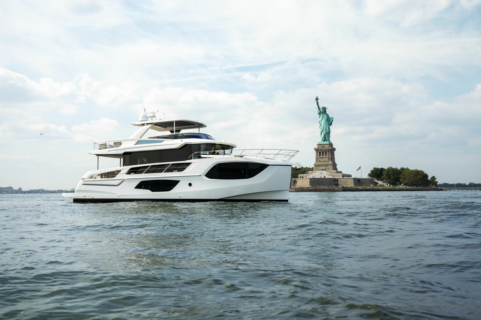 2024 Absolute Navetta 64 - Image 3