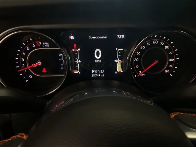 2021 Jeep Gladiator Crew Cab Mojave 4WD - Image 16