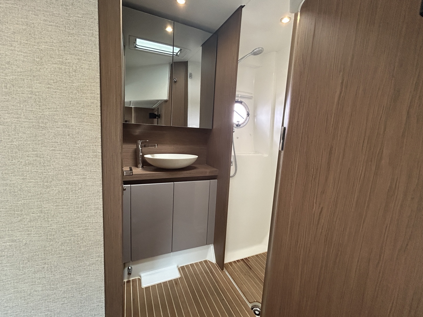 2018 Beneteau GRAN TURISMO 50 - Image 35