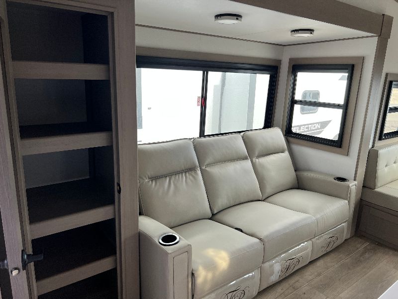 2026 Grand Design Reflection 324MBS - Image 40