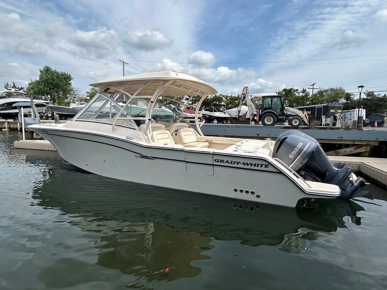  2019 Grady-White Freedom 325 - Image 3