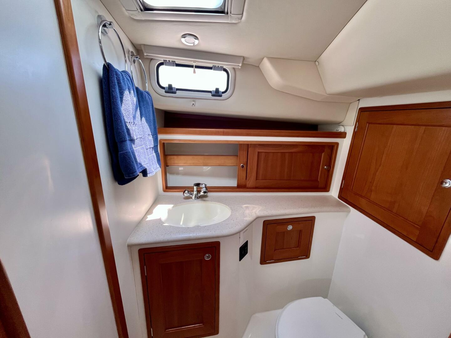 2019 MJM 35z - Image 146