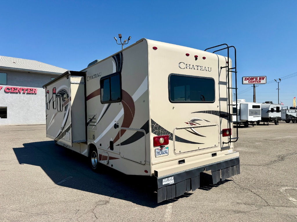 2017 Chateau 28Z - Image 3