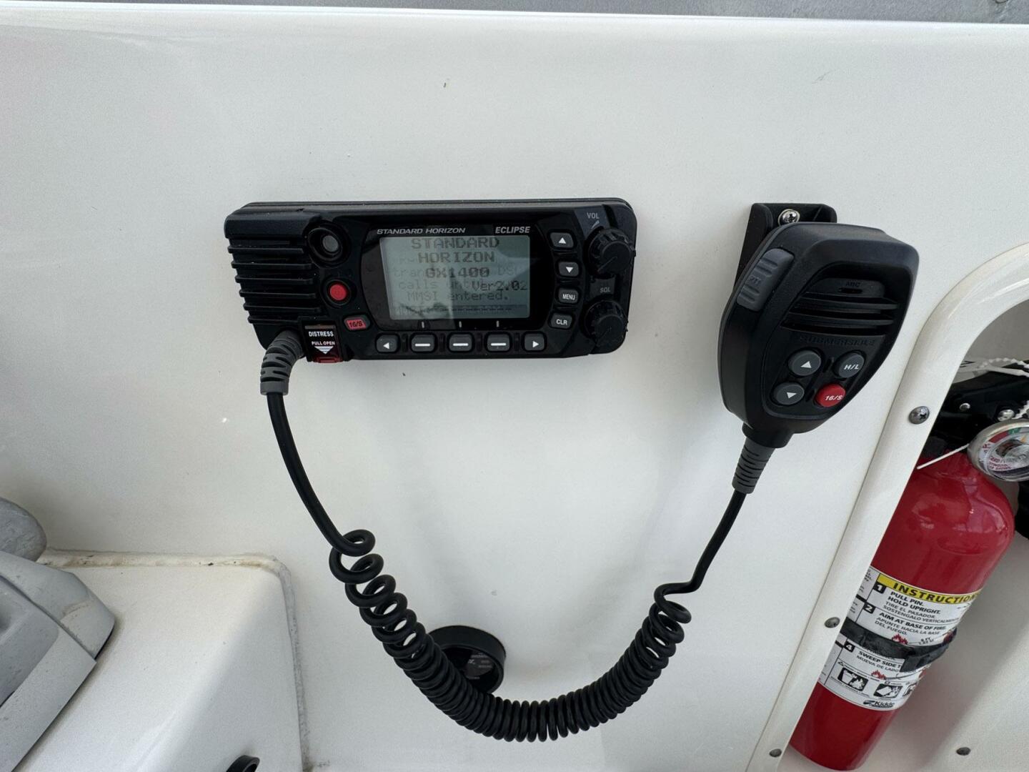 2011 Boston Whaler 305 Conquest - Image 32