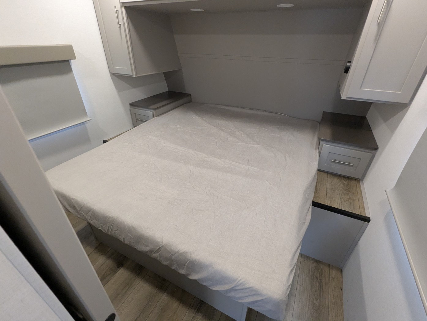 2026 Alliance RV Avenue 298RL - Image 7