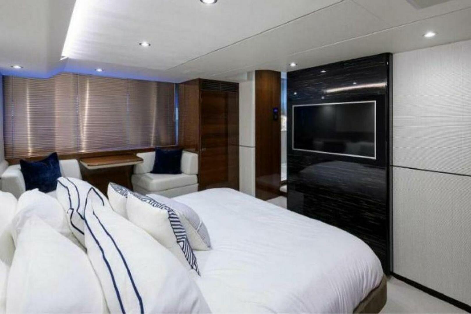 2019 Princess F62 - Image 15