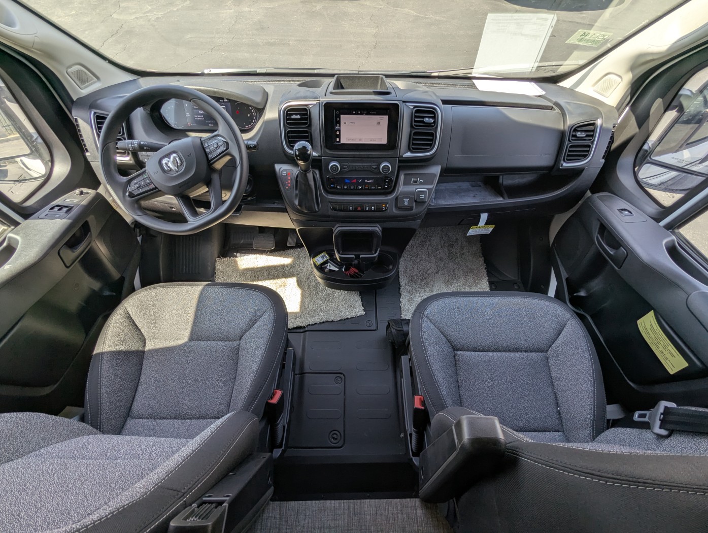 2026 Winnebago Solis Pocket 36A - Image 12