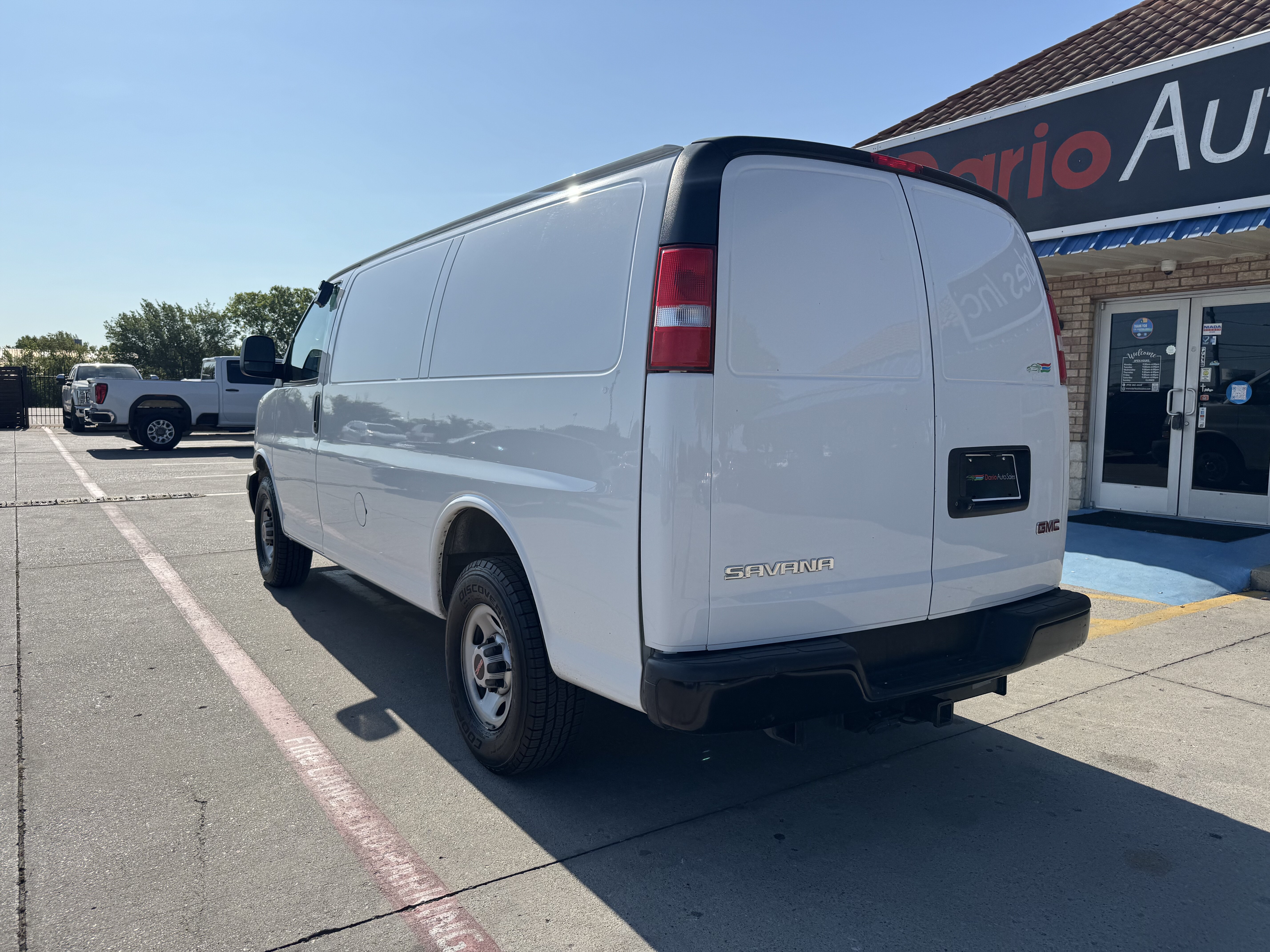 2022 GMC Savana 80952 - Image 7