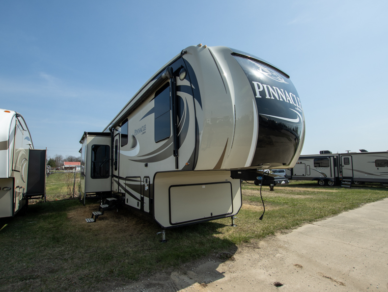 2017 Jayco Pinnacle