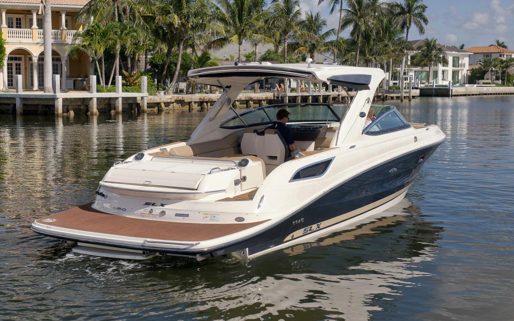 2016 Sea Ray 350 SLX - Image 47
