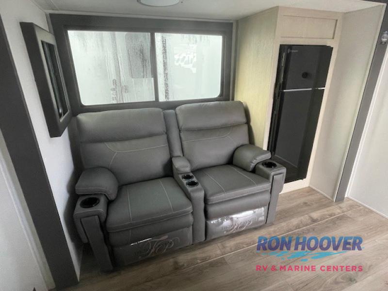 2026 COACHMEN 5260RBS - Image 6
