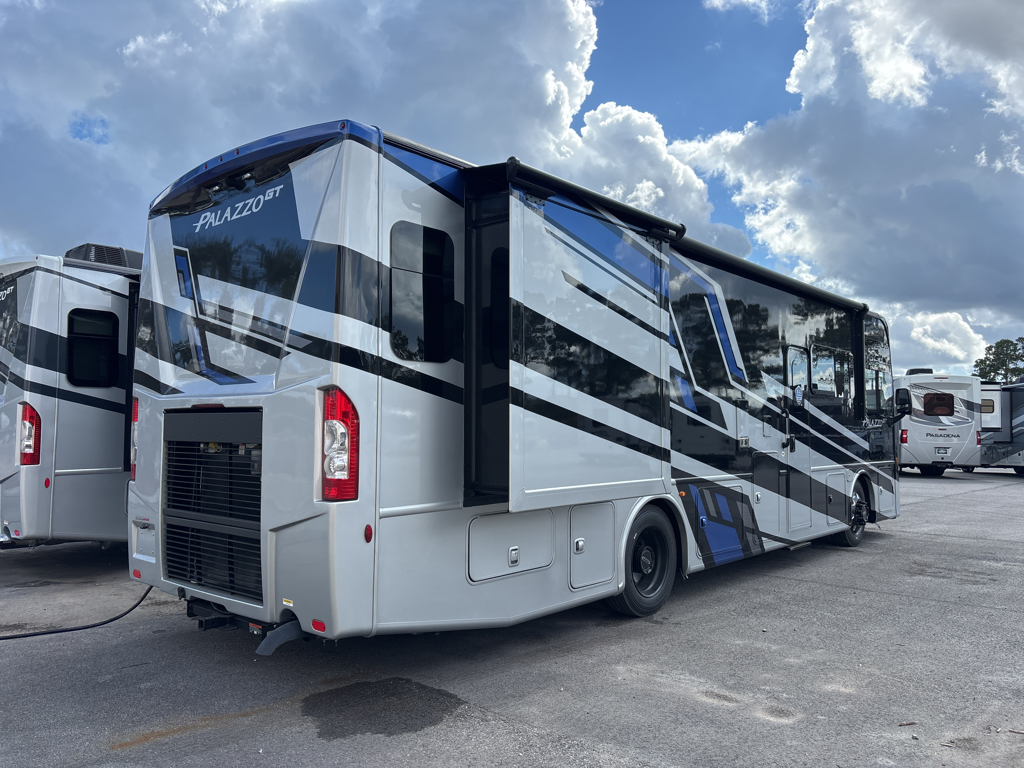 2026 THOR MOTOR COACH PALAZZO 33.6 - Image 6