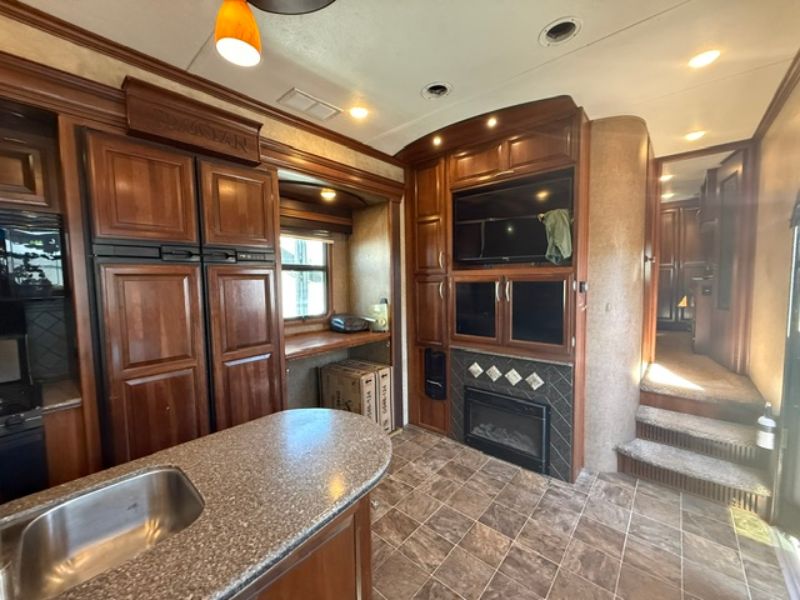 2015 Prime Time Spartan 1239 - Image 7
