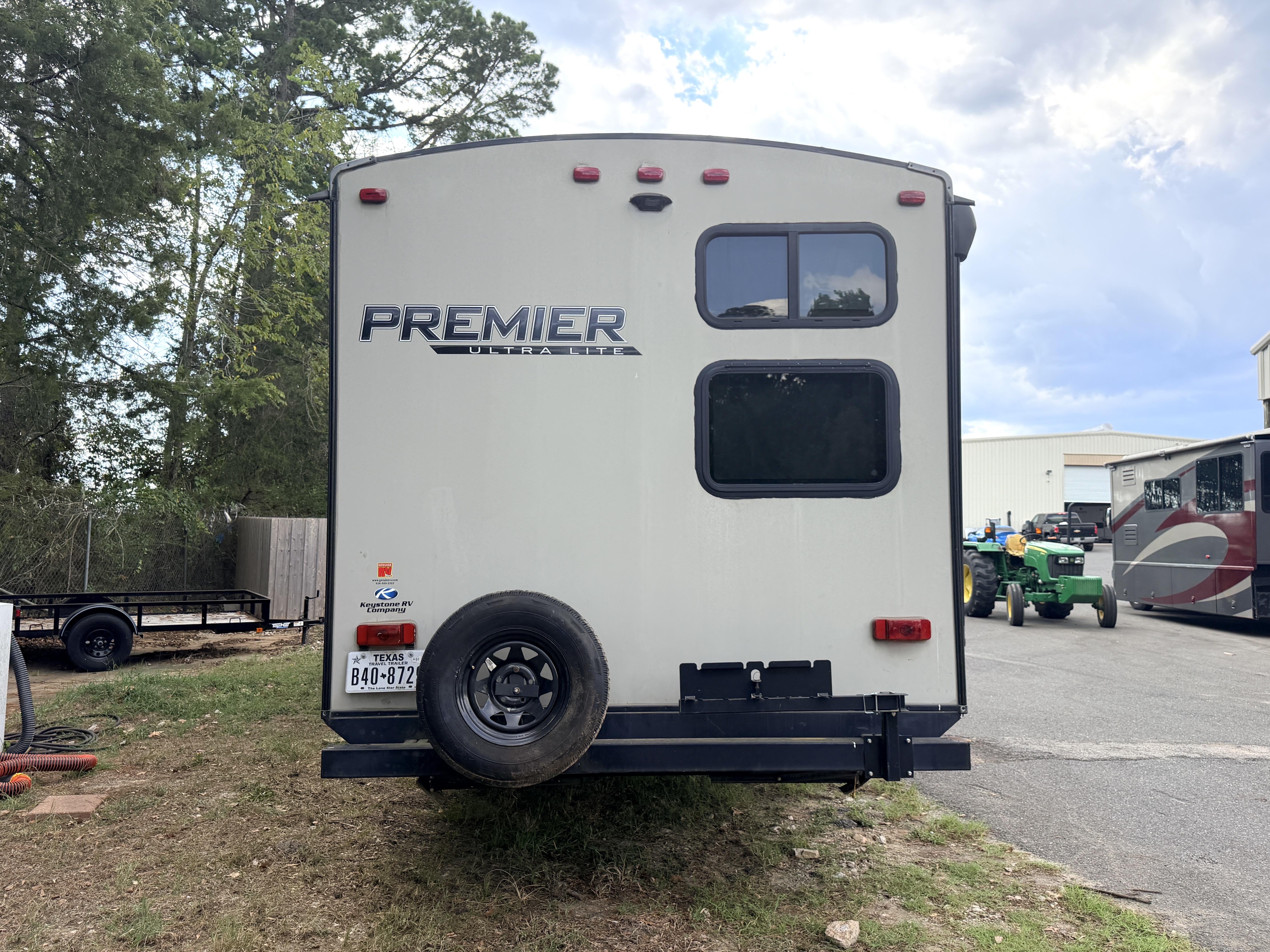 2019 Keystone PREMIER 298BHPR - Image 5