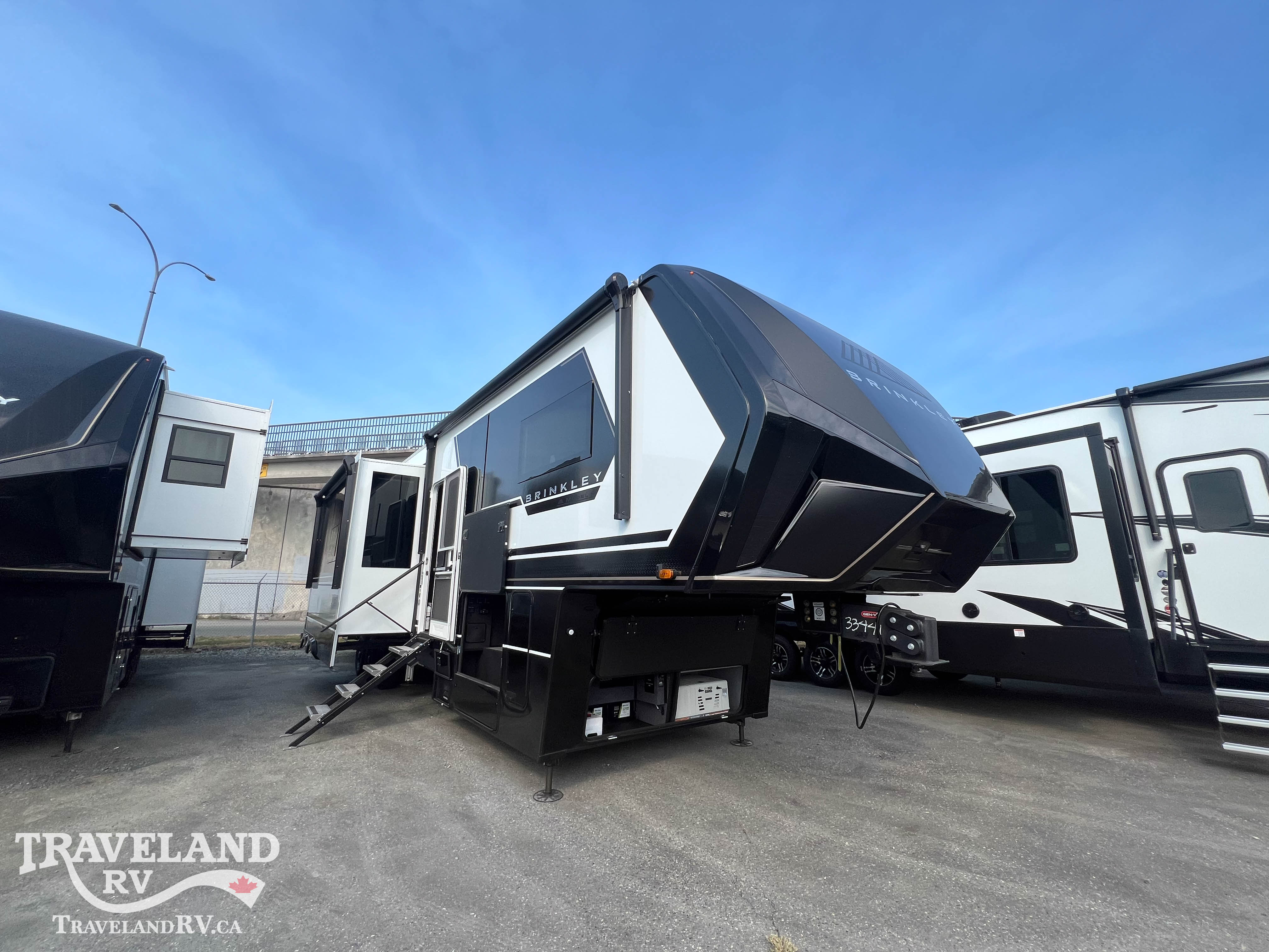 2025 Brinkley RV Model G 3950 - Image 1