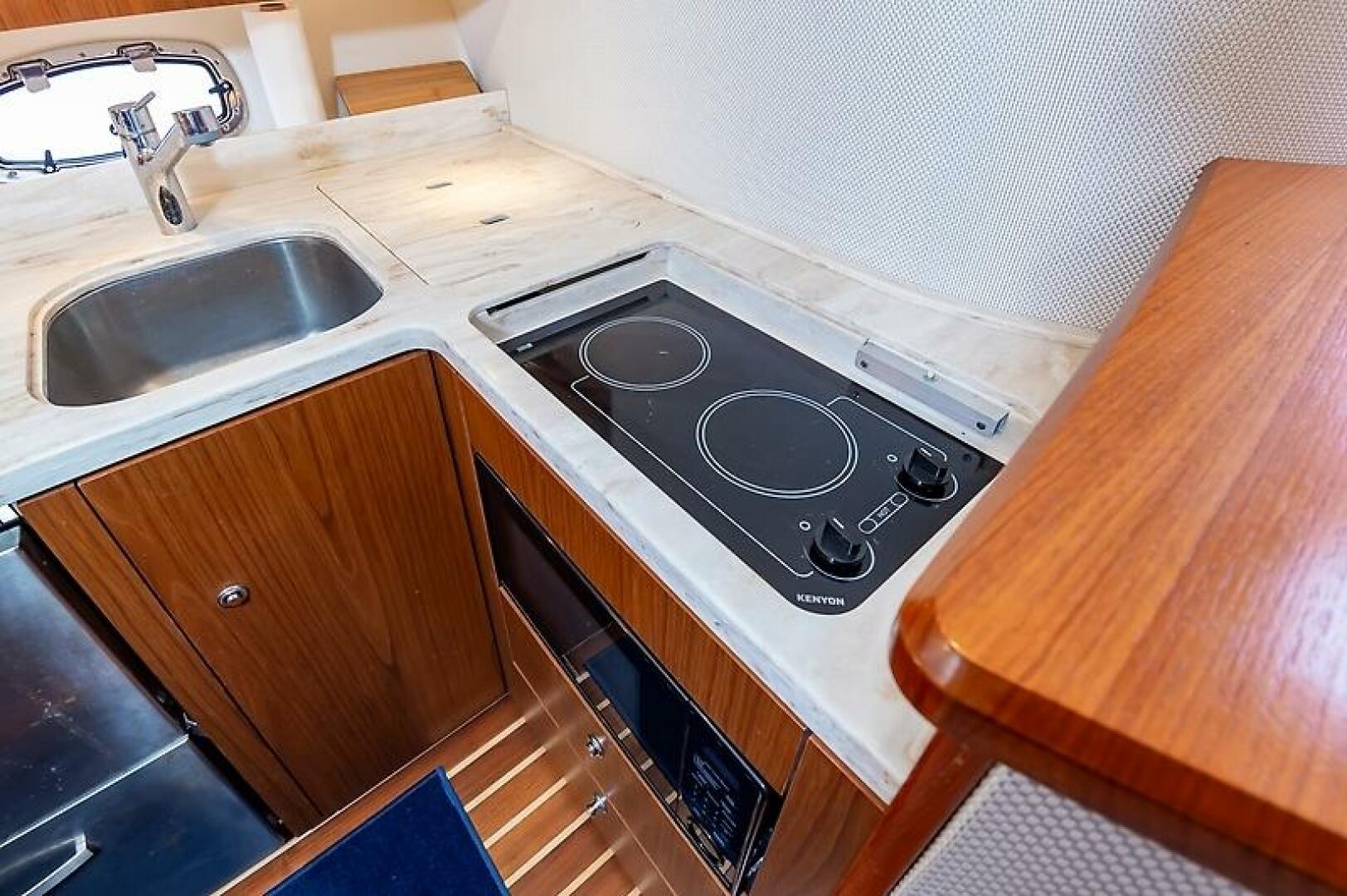 2015 Tiara Yachts 39 Coronet - Image 30