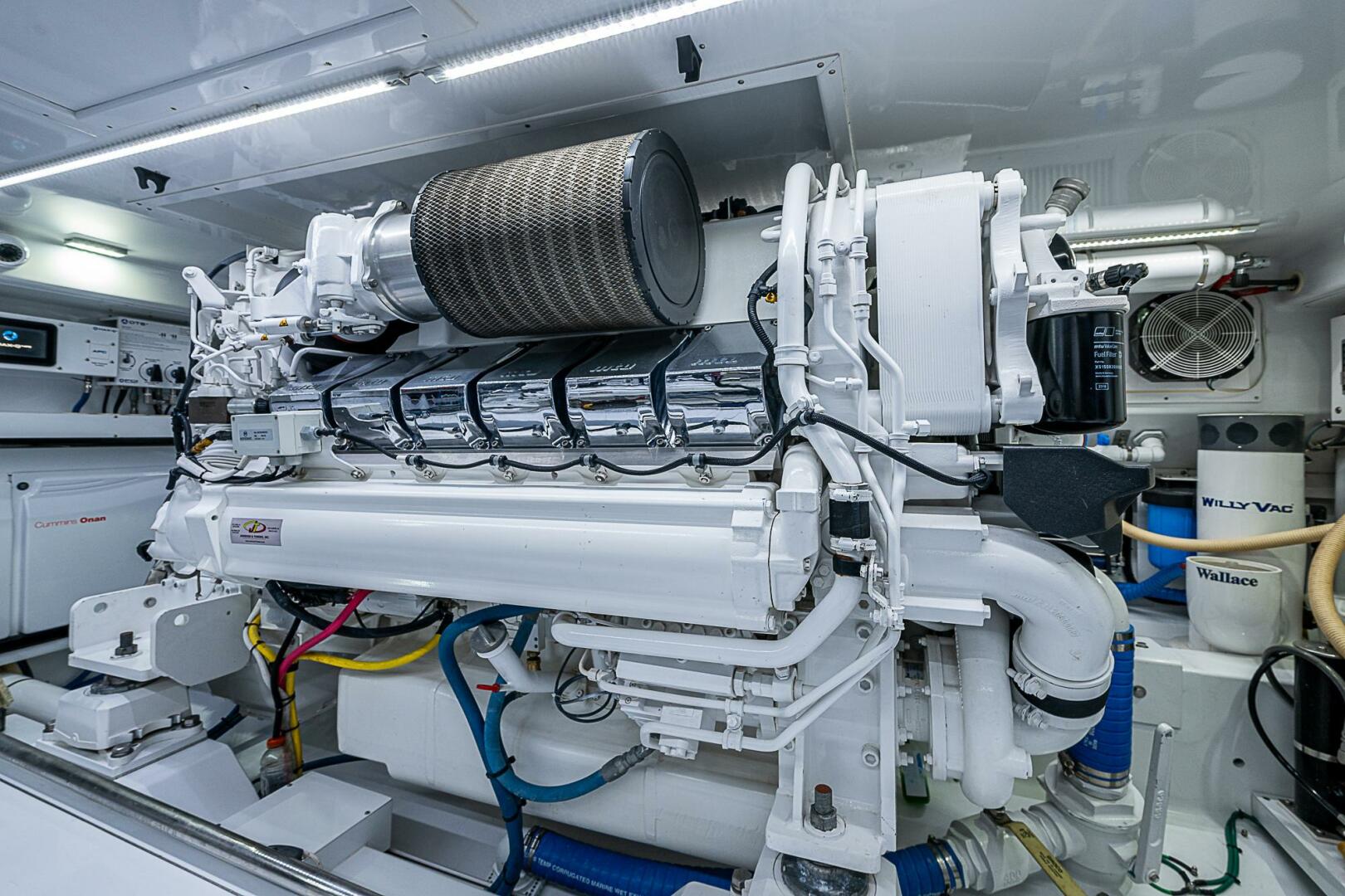 2017 F&S Cusotm Express Sportfish - Image 29