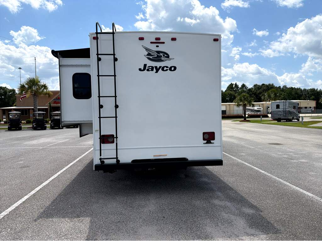 2027 JAYCO REDHAWK 24B - Image 5