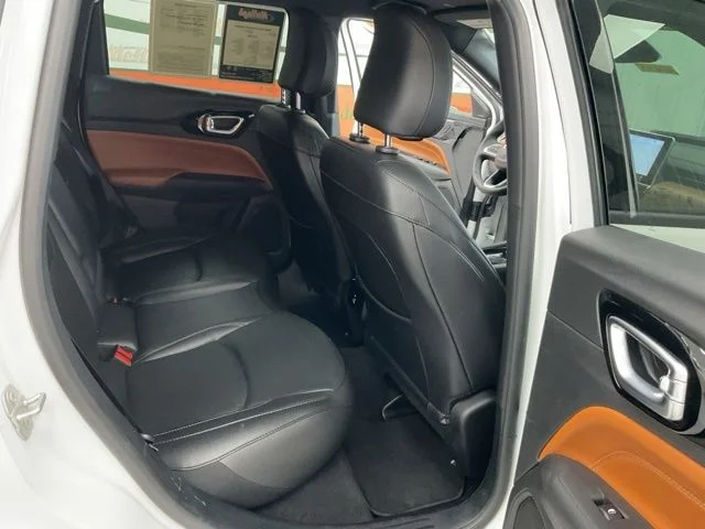 2025 Jeep Compass Limited 4x4 - Image 24