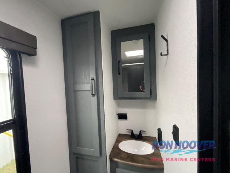 2026 PALOMINO 39DBT - Image 8