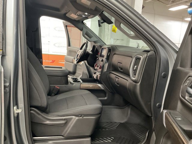2022 Chevrolet Silverado 1500 LTD RST - Image 31