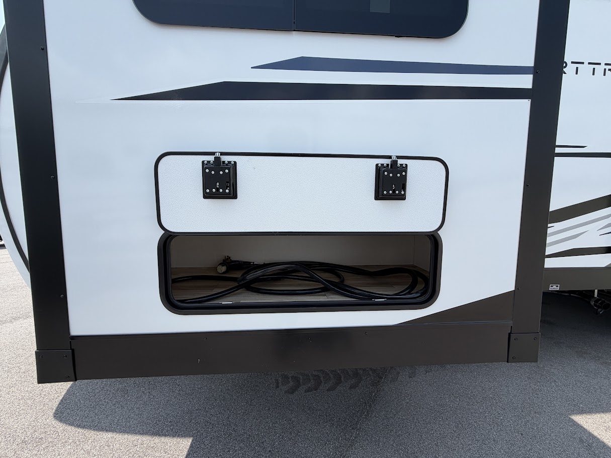 2027 VENTURE RV SPORTTREK 336VRK - Image 6