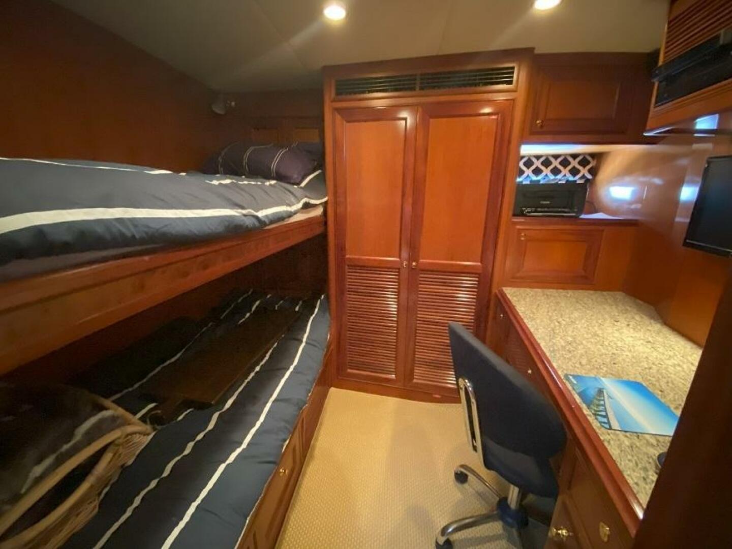 2005 Offshore Yachts - Image 25