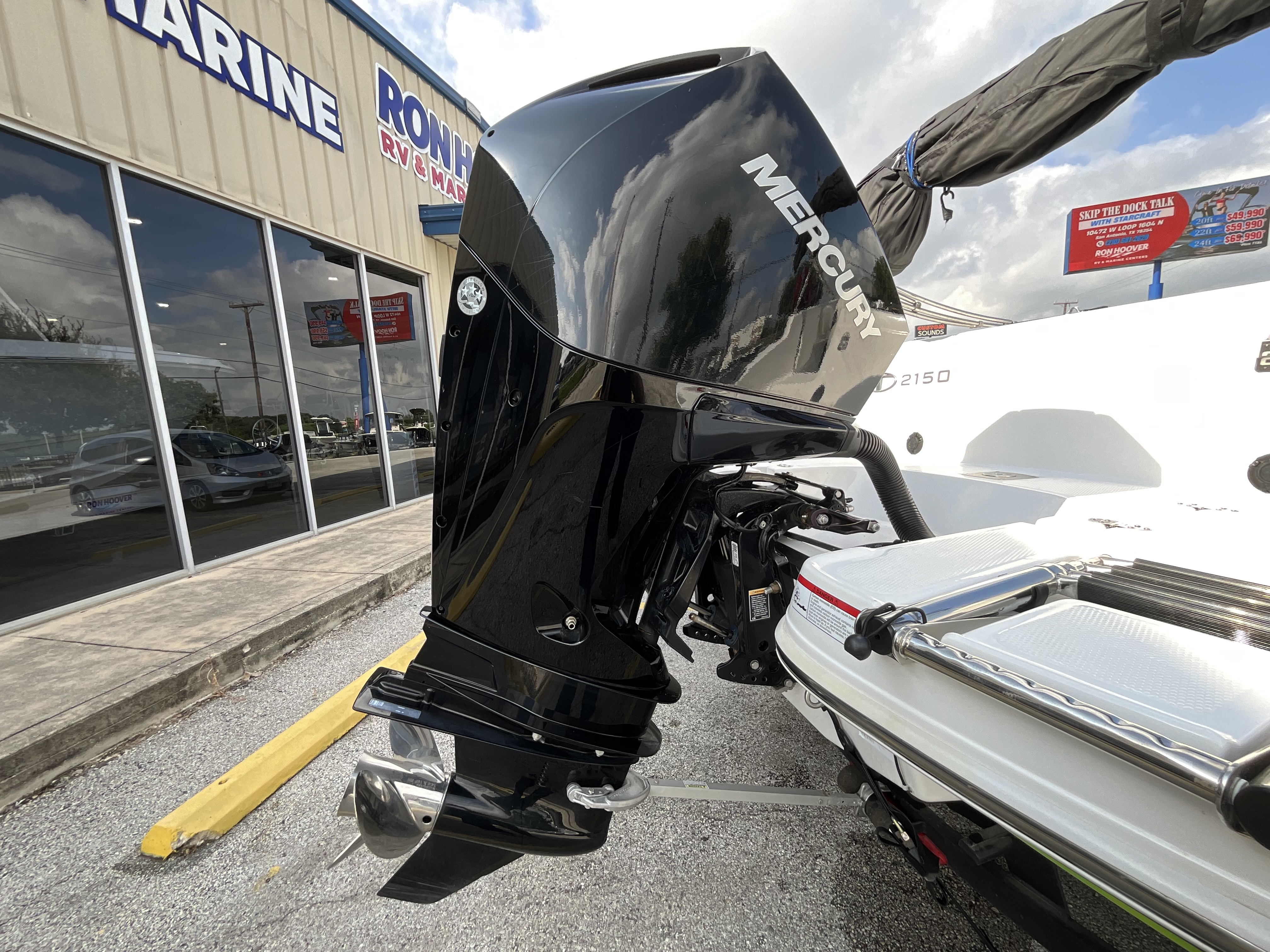 2023 TRACKER 2023 2150FS - Image 5
