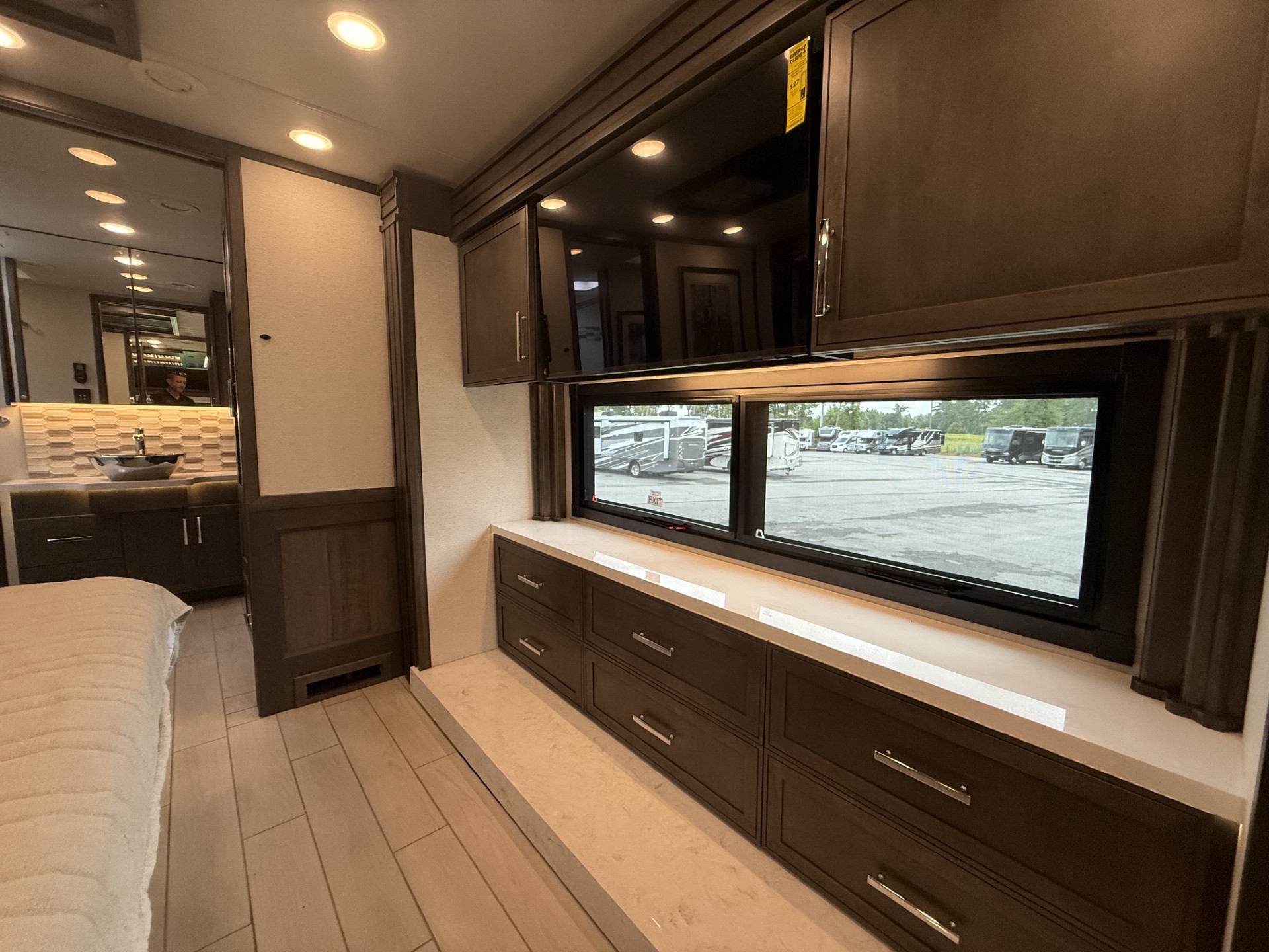2026 ENTEGRA COACH CENTURION 45D - Image 14
