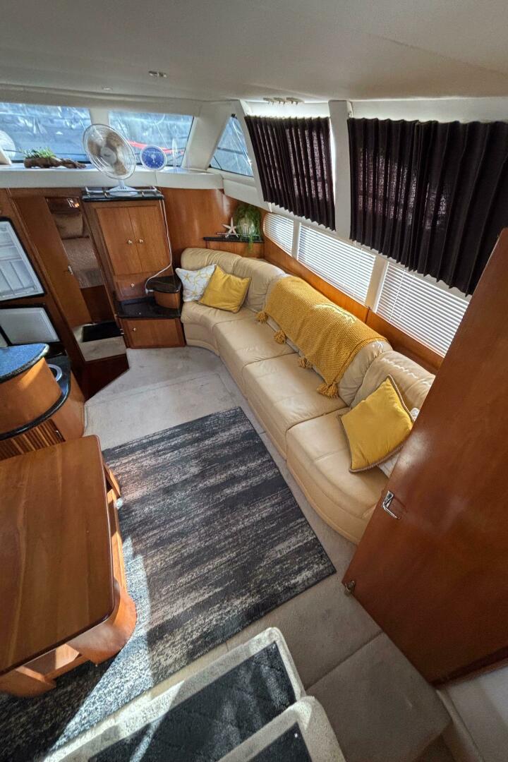 2001 Carver 396 Aft Cabin MY - Image 44