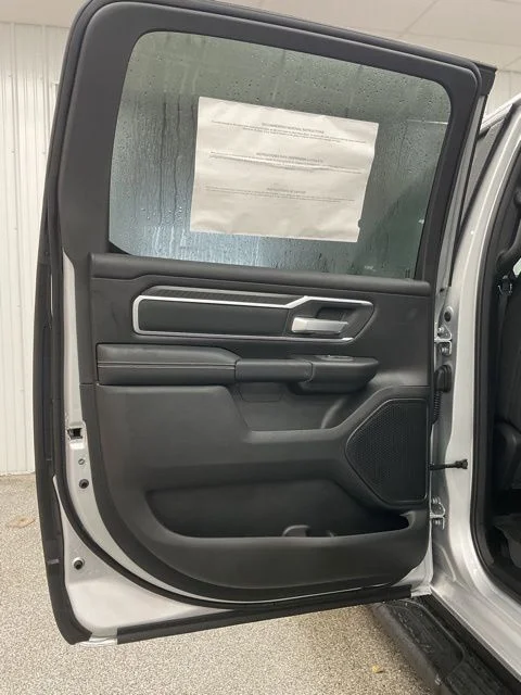 2026 Ram 1500 Big Horn 4x4 Crew Cab 5'7" Box - Image 20